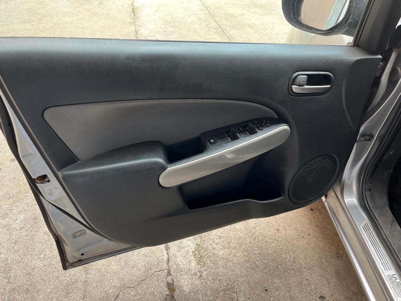 Mazda 2 5 Porte 2 5p 1.3 Easy c/clima Gpl 75cv