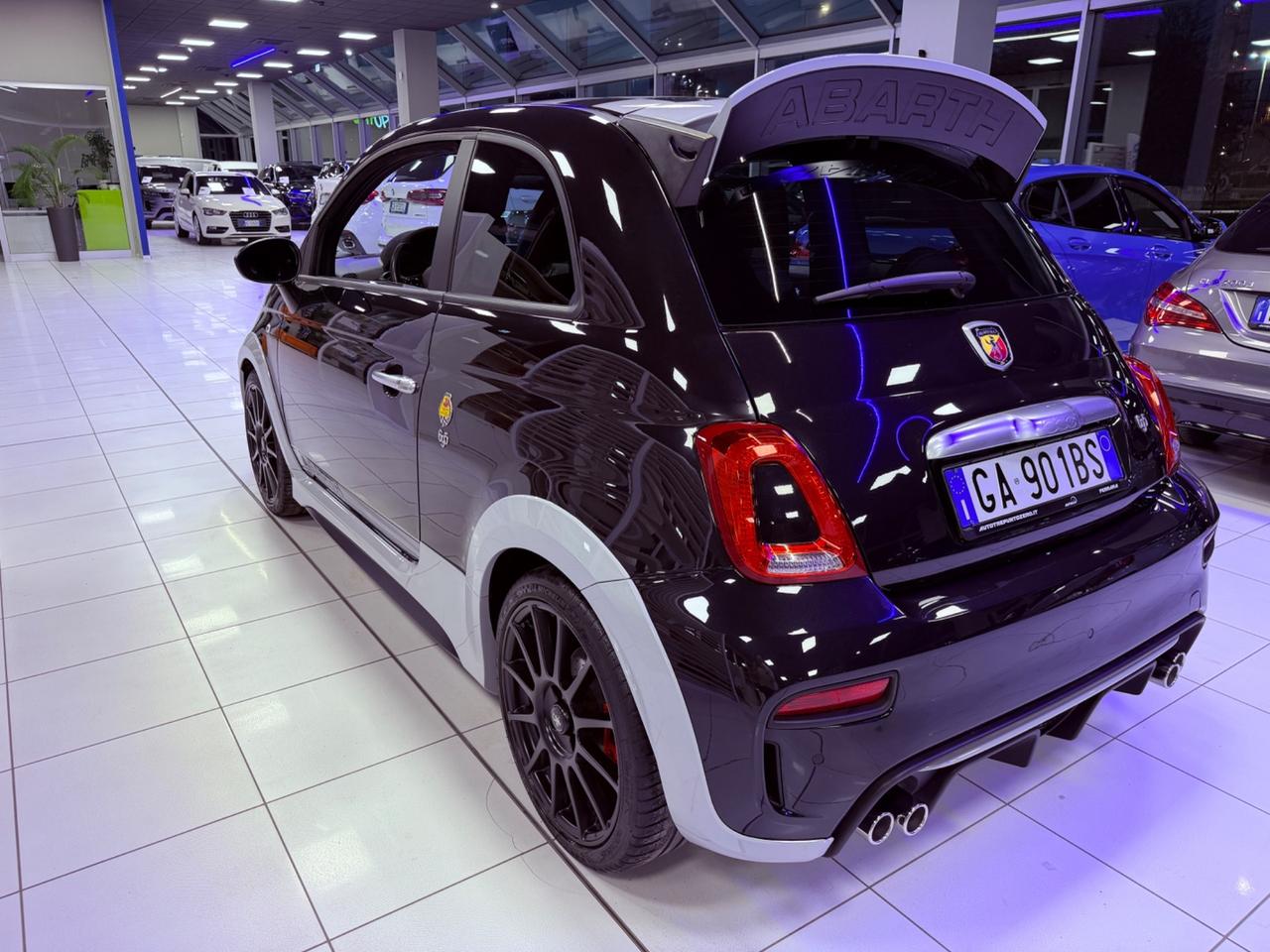 Abarth 695 1.4 Turbo T-Jet 180 CV 70° Anniversario