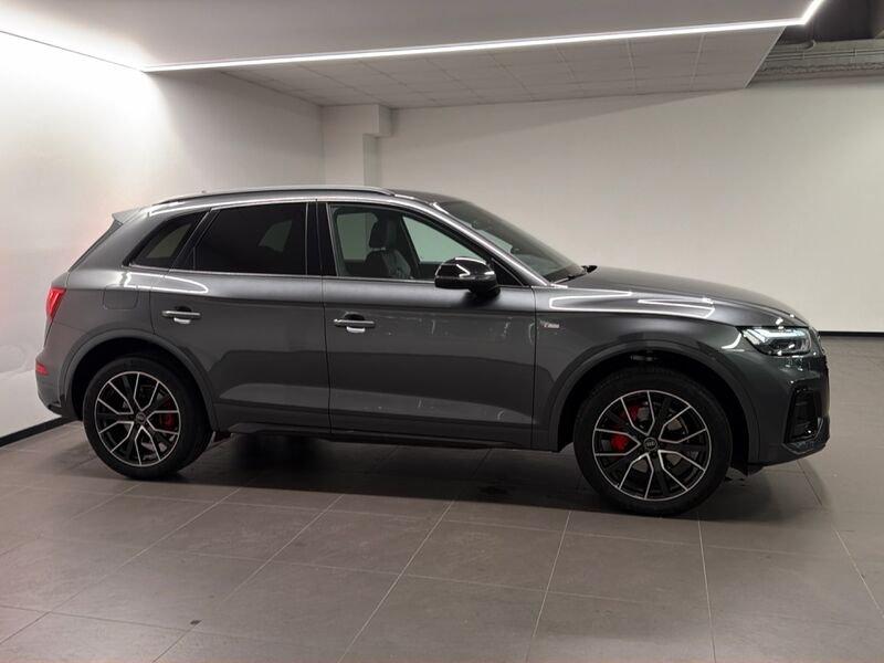 Audi Q5 Q5 40 2.0 TDI MHEV S LINE QUATTRO S-TRONIC 204CV