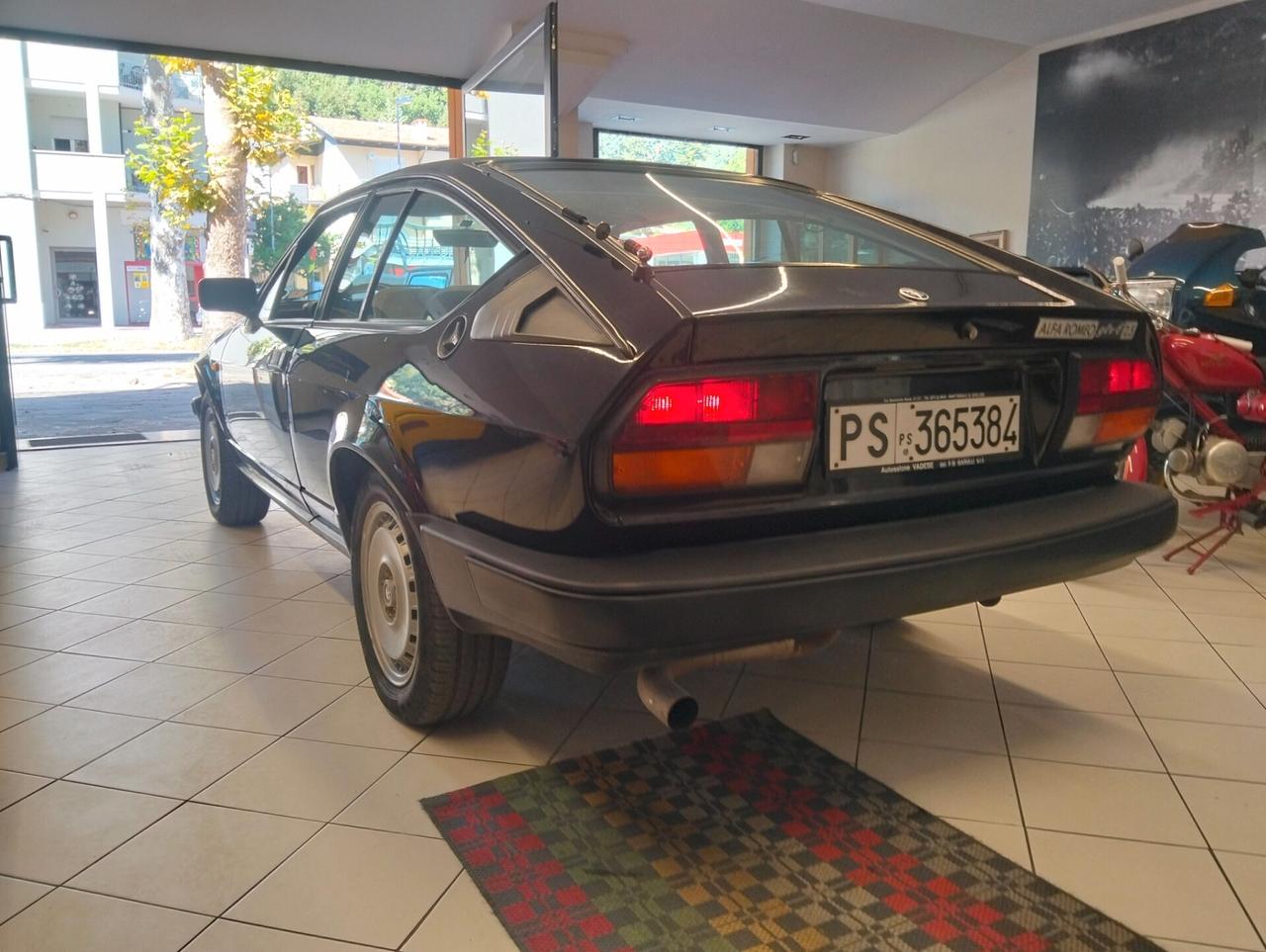Alfa Romeo GTV 2500 v6