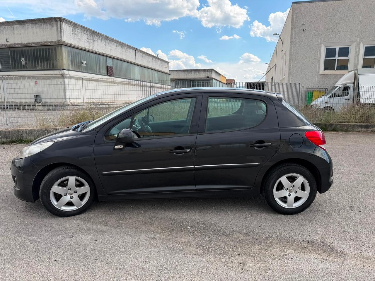 Peugeot 207 1.4 HDi
