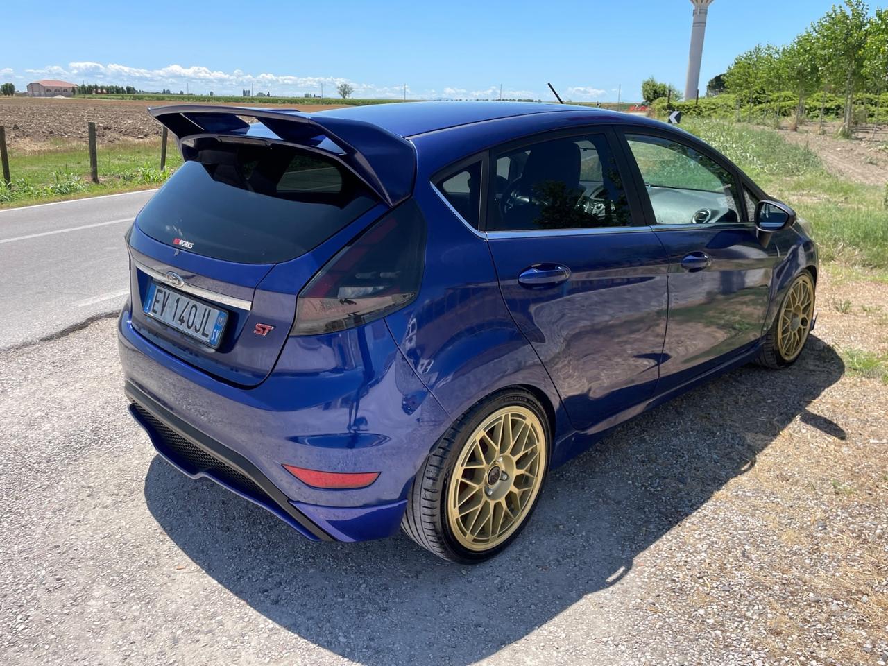 Ford Fiesta 1.5 TDCi 75CV 5 porte Titanium