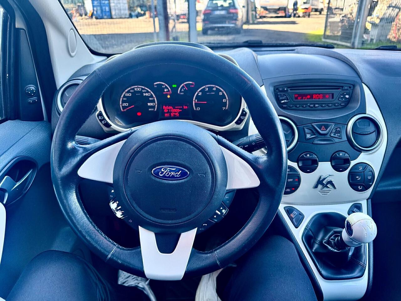 Ford Ka 1.2 8V 69CV Titanium Neopatentati 2014