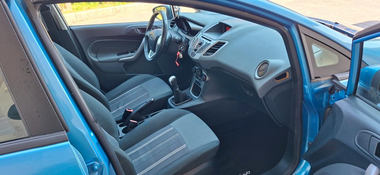 Ford Fiesta 1.2 5porte Titanium con Gpl