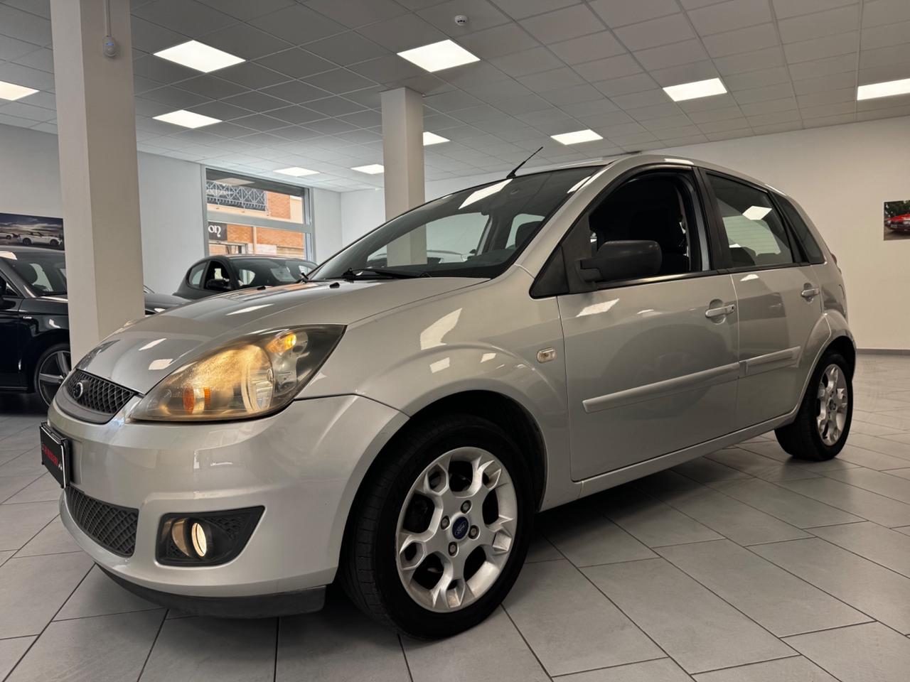 Ford Fiesta 1.4 TDCi 5p. Ghia