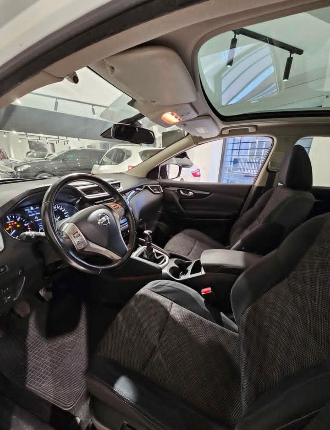 Nissan Qashqai 1.5 dCi N-Connecta