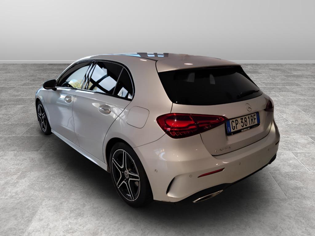 Mercedes-Benz Classe A - W177 2023 - A 200 d AMG Line Advanced Plus auto