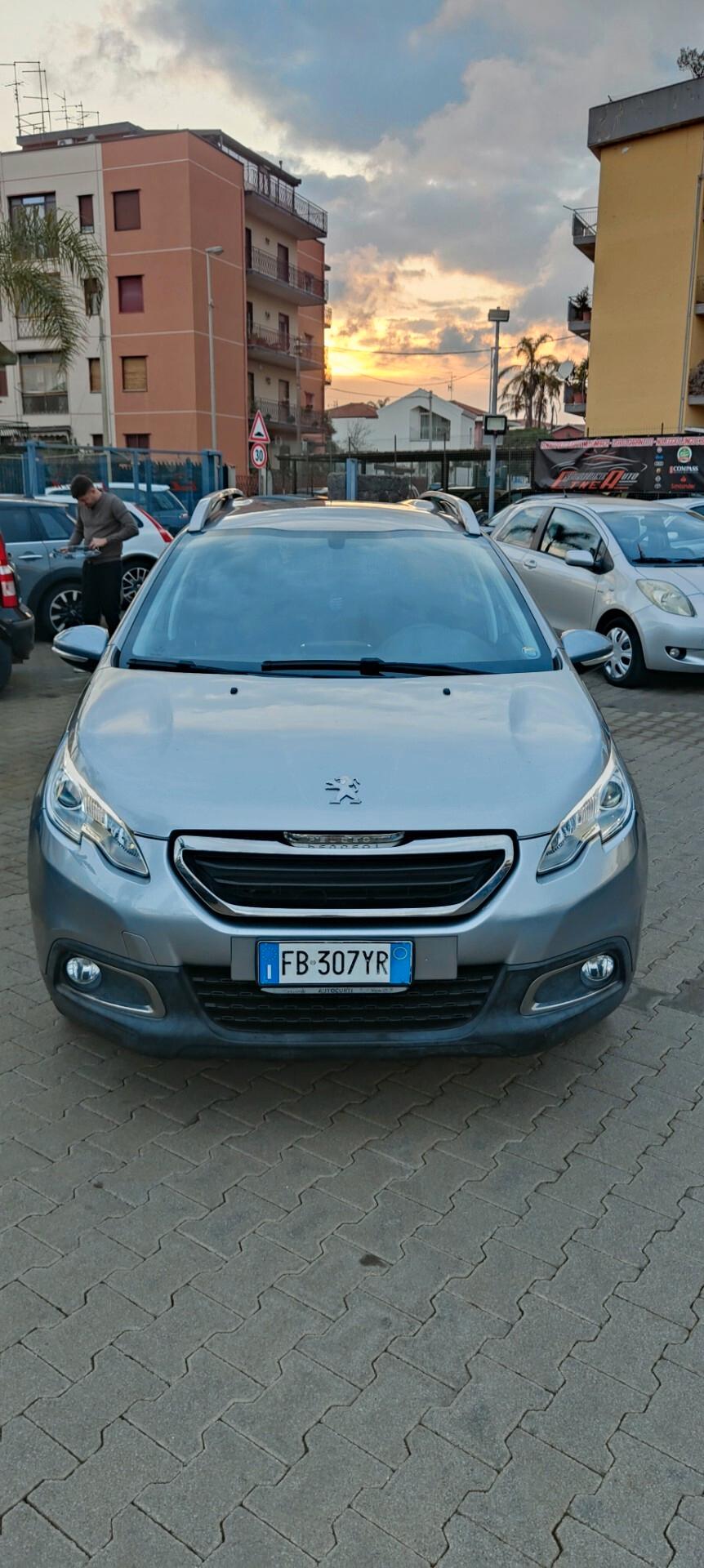 Peugeot 2008 BlueHDi 100 Allure
