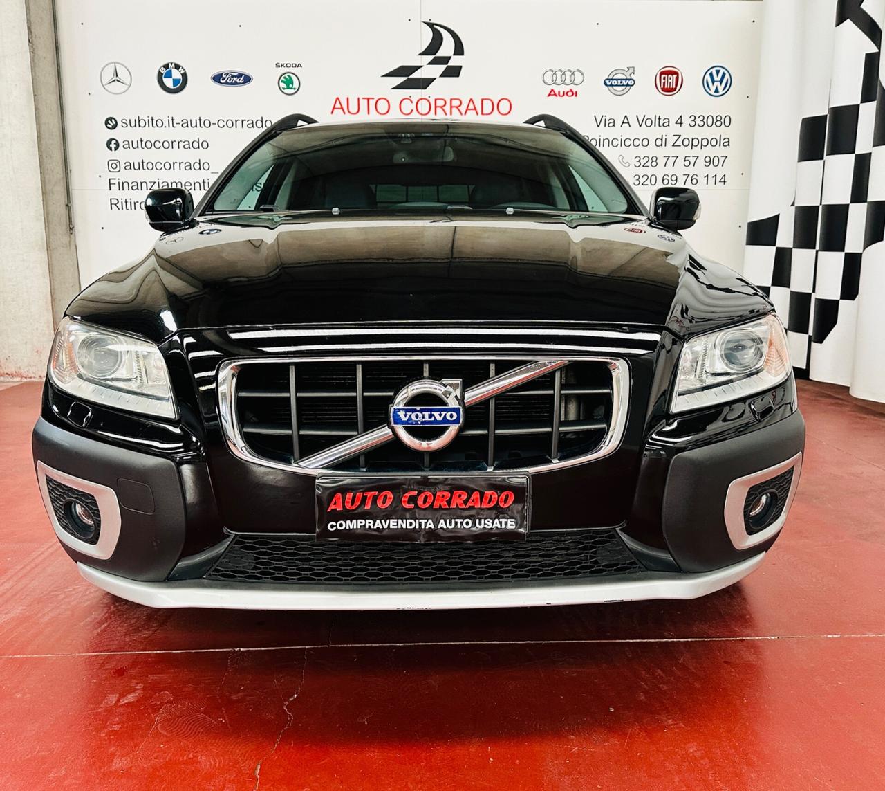 Volvo XC70 D5 215cv AWD Geartronic Summum MY12