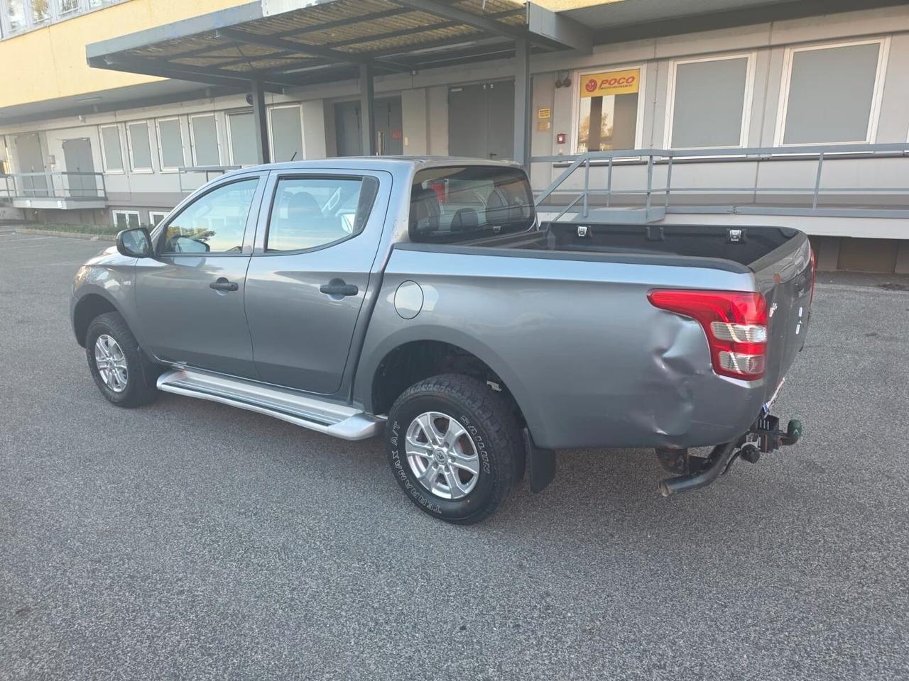 Mitsubishi L200 DC CLIMA CERCHI E GANCIO