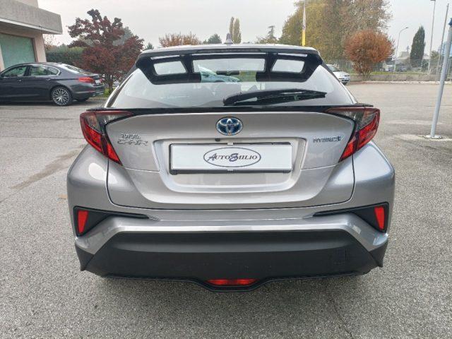 TOYOTA C-HR 1.8 Hybrid E-CVT Business