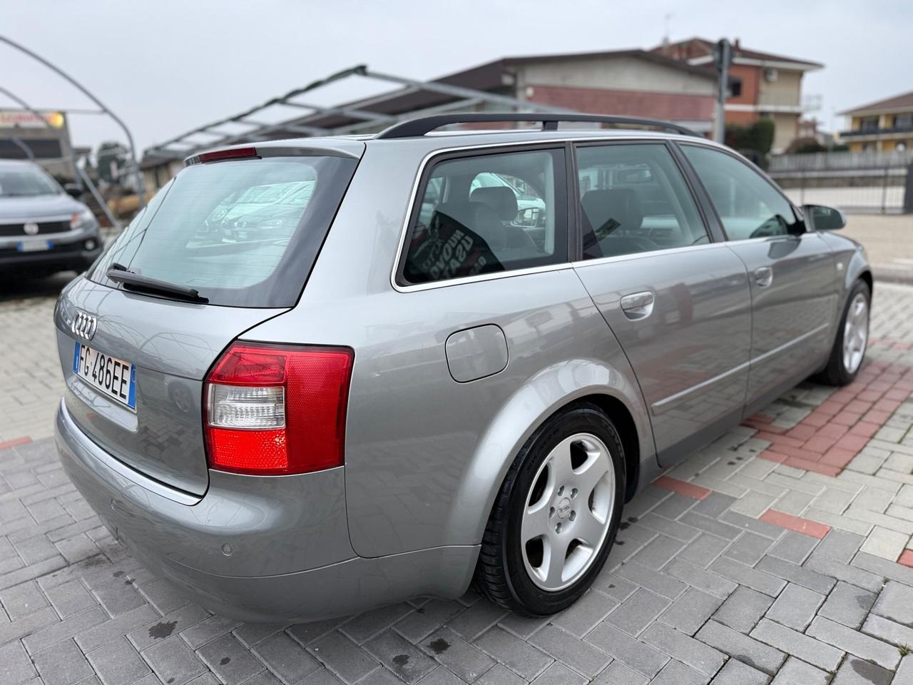 Audi A4 1.9 TDI/130CV Avant QUATTRO