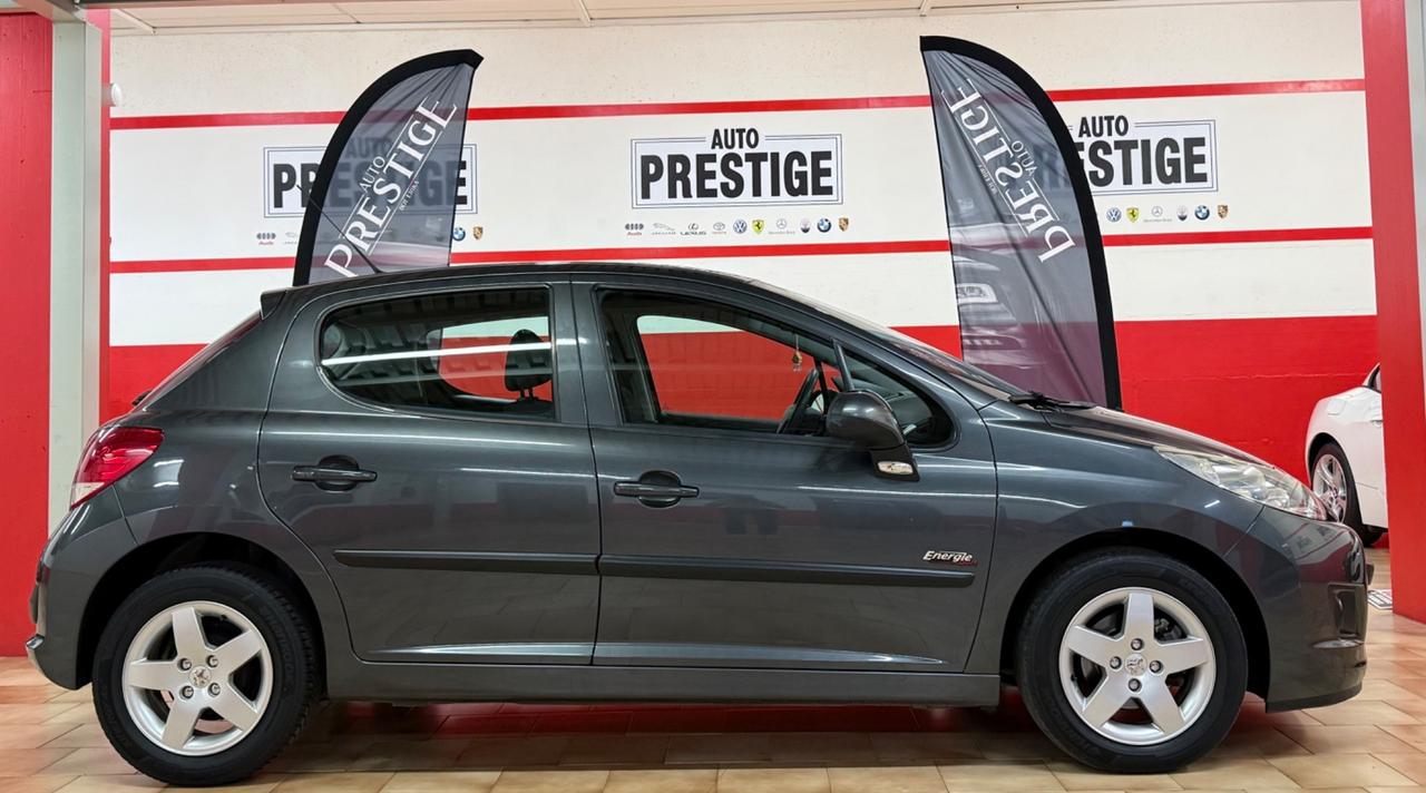 Peugeot 207 1.4 16V 75CV 5p. Benzina/GPL OK NEOPATENTATI