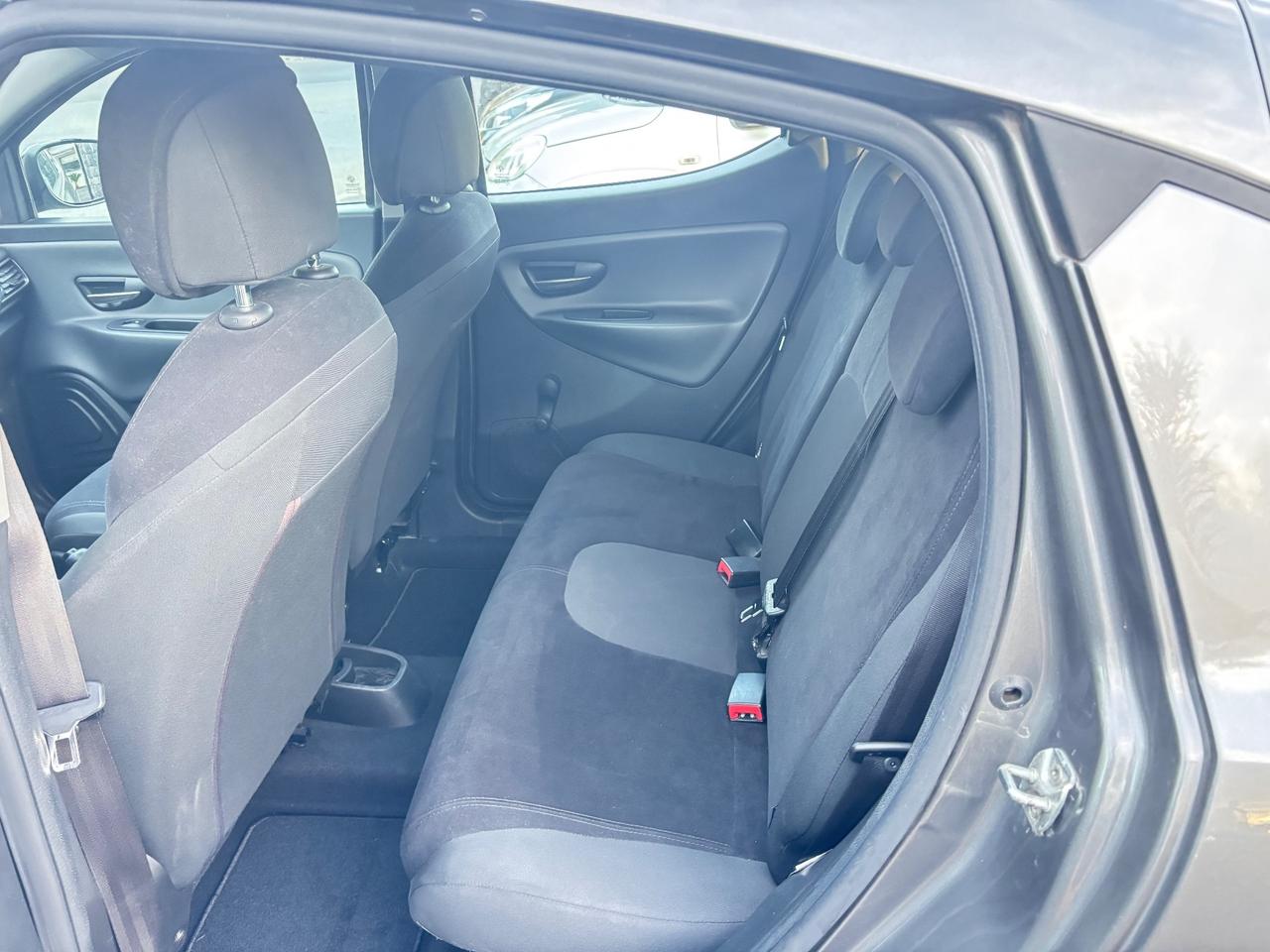 Lancia Ypsilon 1.2 69 CV 5 porte Elle