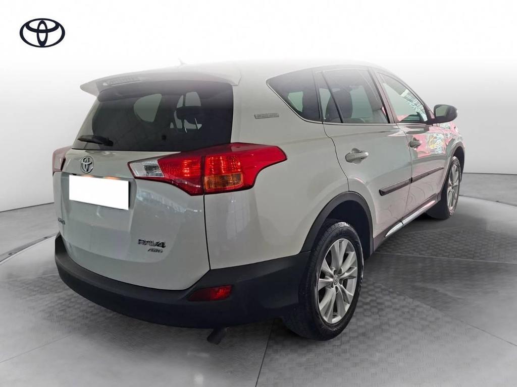 Toyota RAV4 5 Porte 2.0 D-4D Lounge 4WD MT