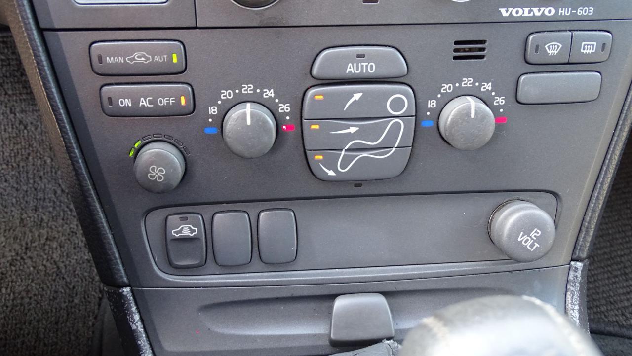 VOLVO XC70 2.4i turbo 20V cat AWD T XC