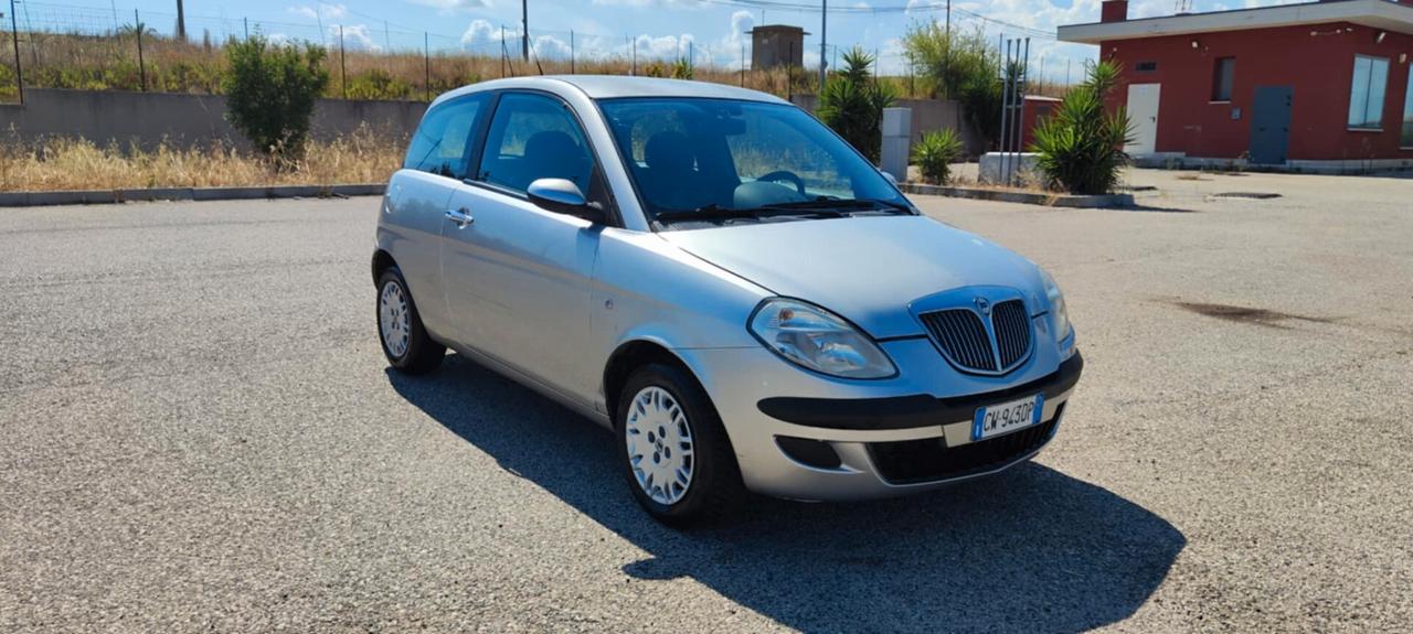 Lancia Ypsilon 1.3 Multijet 16V Platino