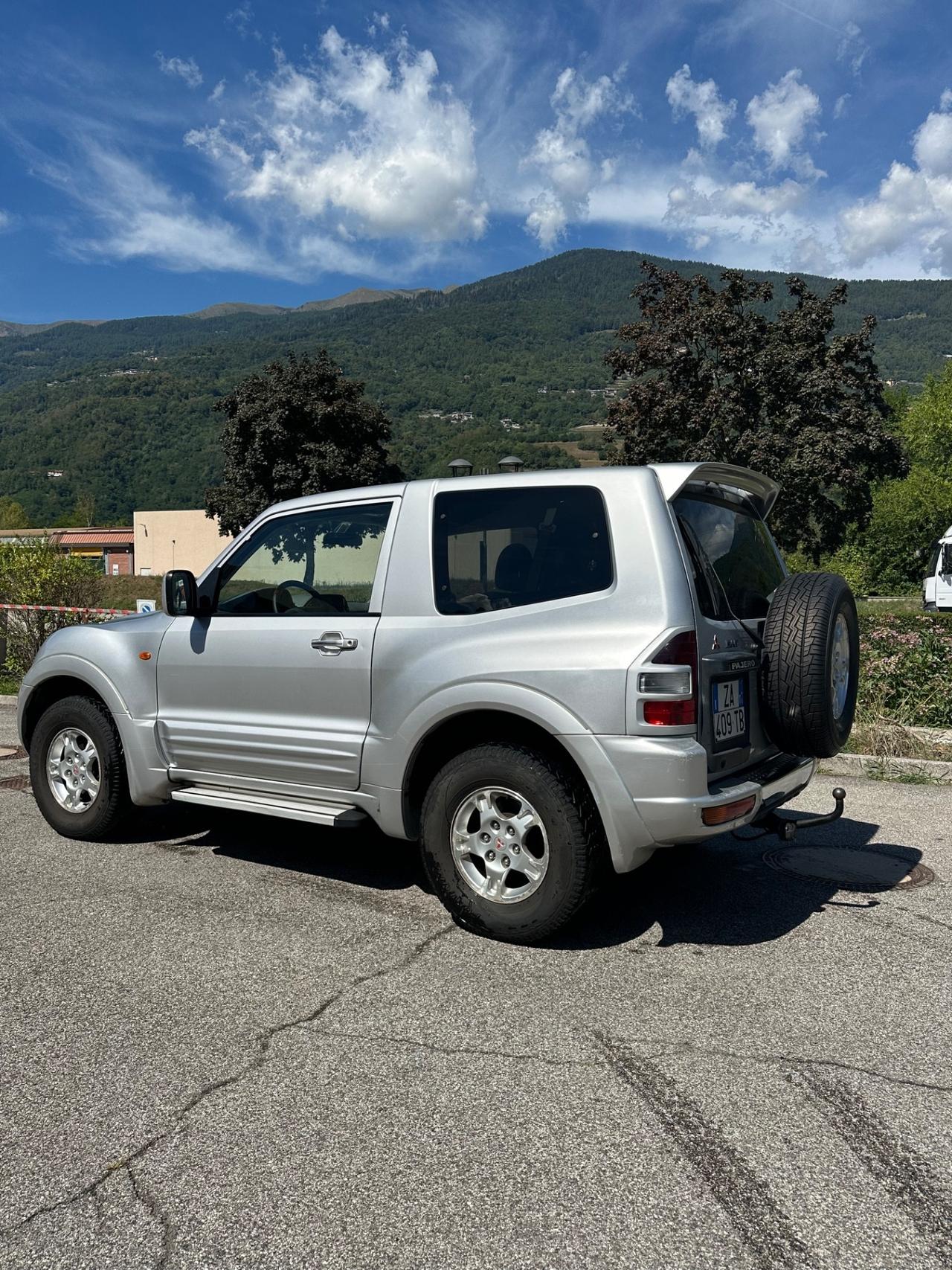 Mitsubishi Pajero 3.2