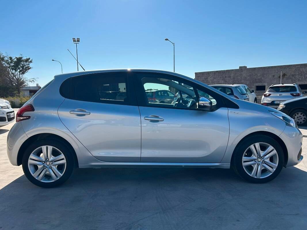 Peugeot 208 1.6 bluehdi Allure 100cv 5p