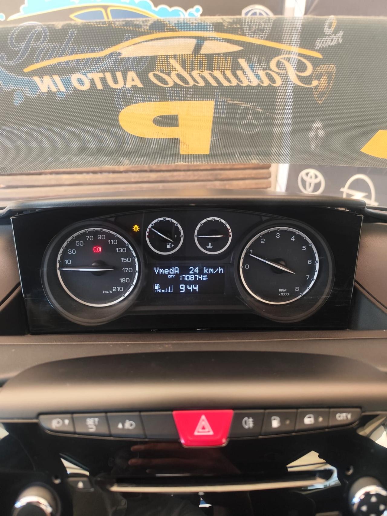 Lancia Ypsilon 1.2 69 CV 5 porte GPL Ecochic Gold