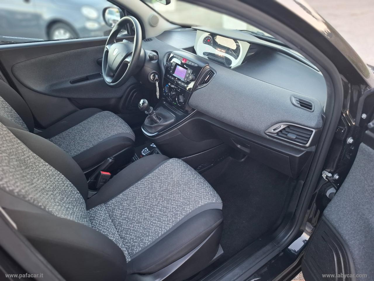 LANCIA Ypsilon 1.0 FireFly 5p.S&S Hybrid Silver