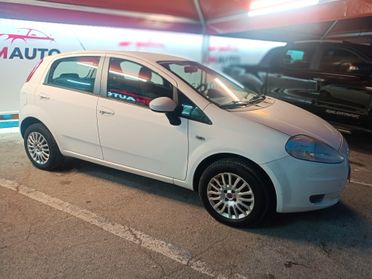 FIAT GRANDE PUNTO 1.4 METANO DI SERIE NEOPATENTATI