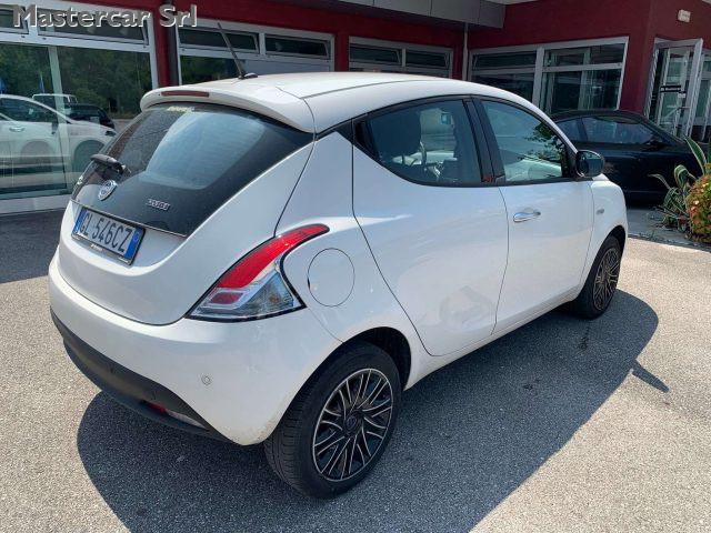 LANCIA Ypsilon Ypsilon 1.0 firefly hybrid Gold s - GL546CZ