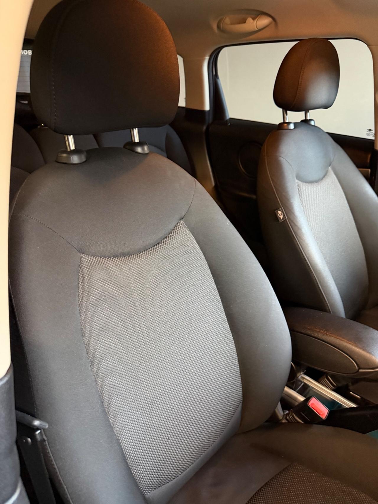 Mini COUNTRYMAN KMCERT GARANZ UNICOPR AUTOMAT