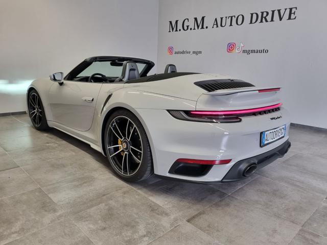 PORSCHE 911 Turbo S Cabriolet 650 cv