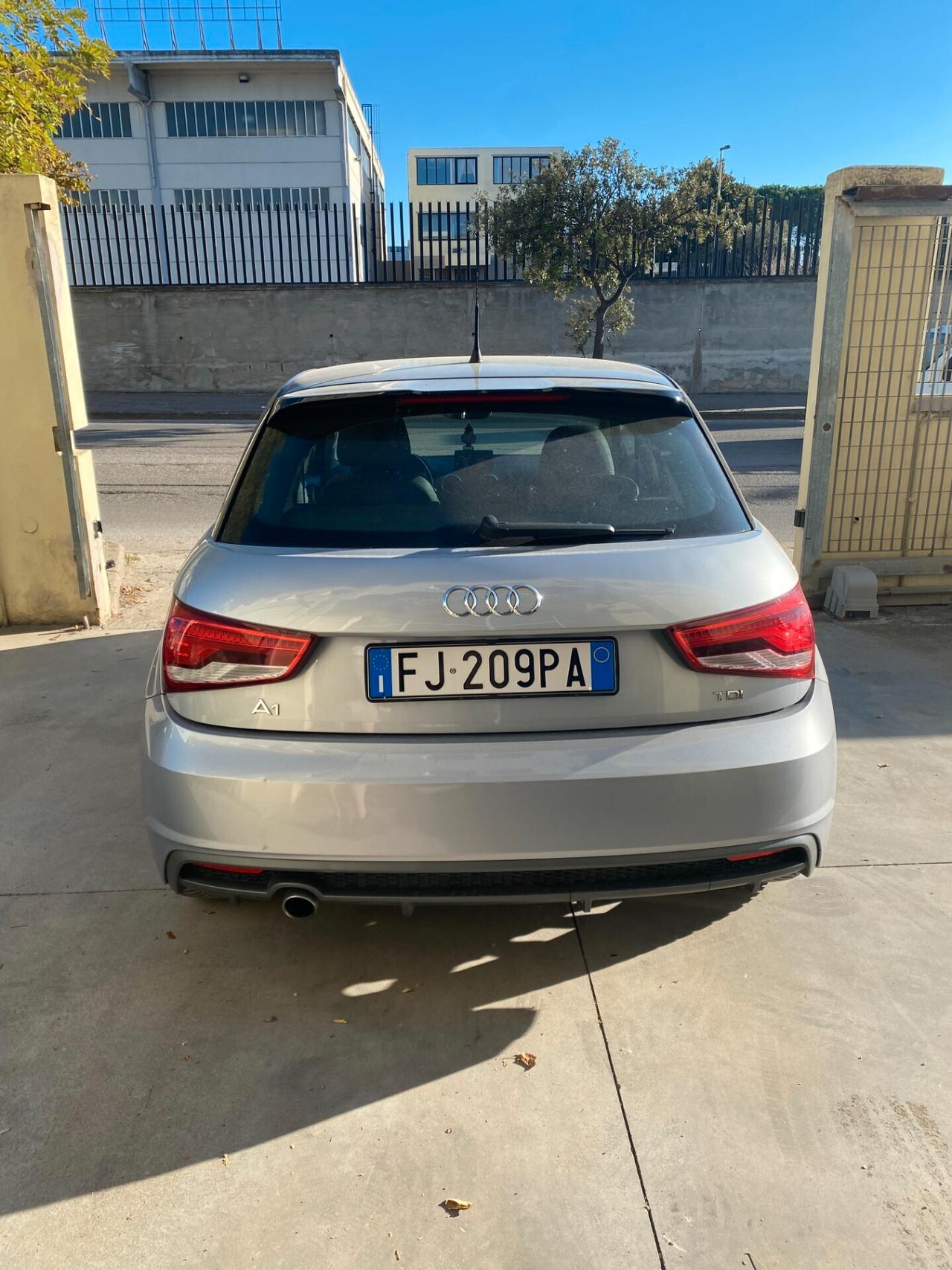Audi A1 S-LINE 1.4 DIESEL 90CV