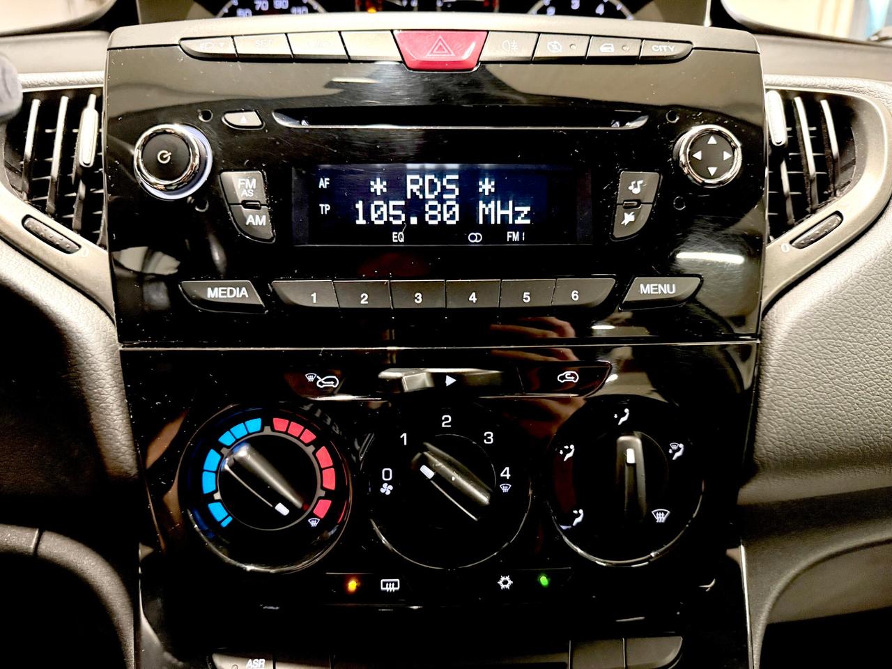 Lancia Ypsilon 1.2 69 CV 5 porte Gold