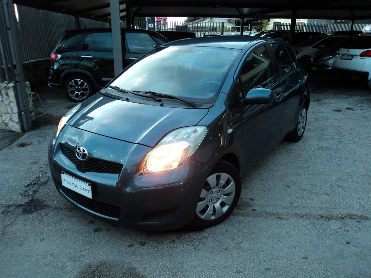 Toyota Yaris 1.3 5 porte Sol GPL