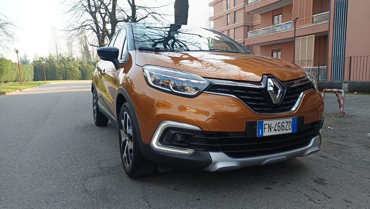 Renault Captur TCe 120 CV EDC Start&Stop Energy Initiale Paris CAMBIO AUTOMATICO