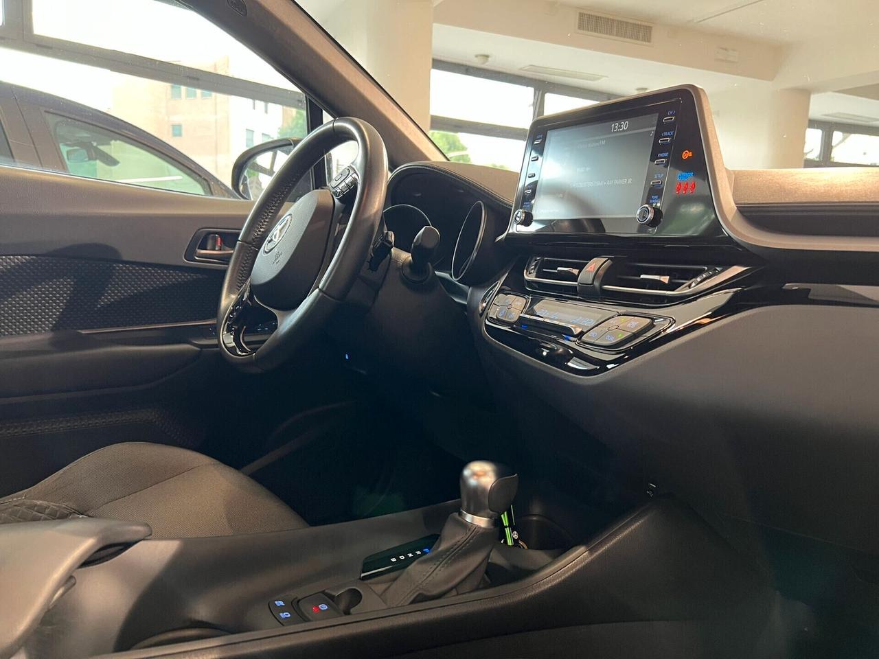 Toyota C-HR 1.8 Hybrid E-CVT GR Sport