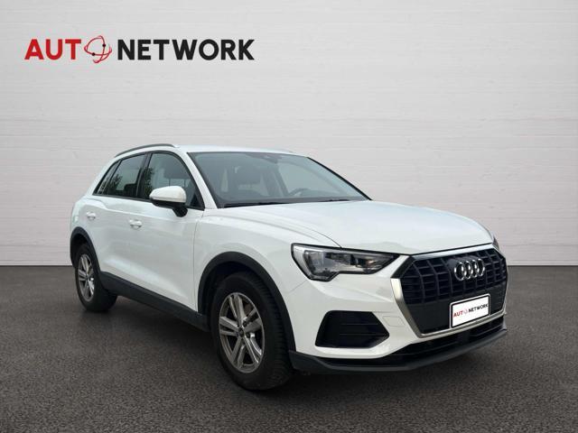 AUDI Q3 35 TDI Business