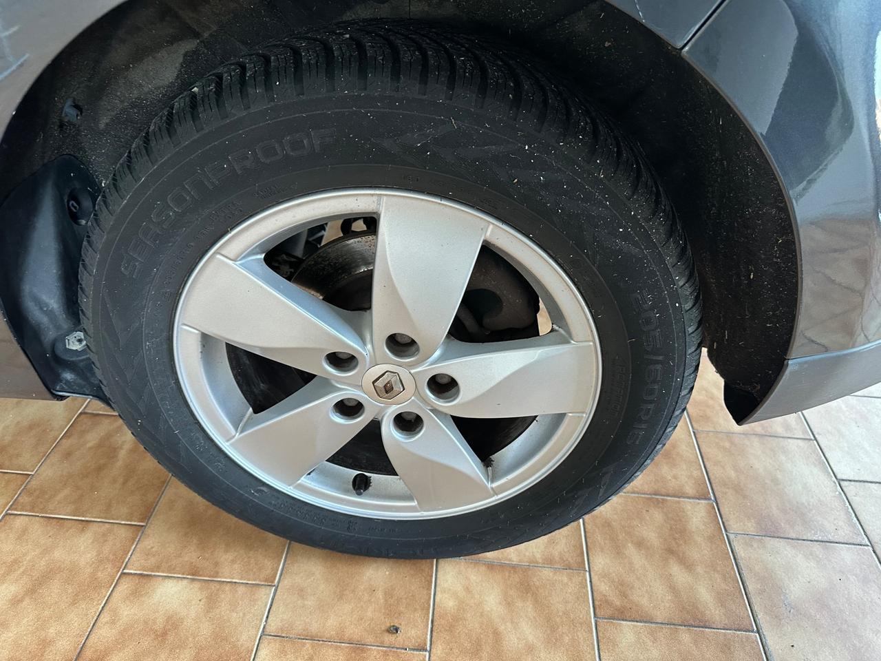 Renault Scenic 1.6benz. 7posti