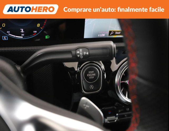 MERCEDES-BENZ CLA 200 Automatic Premium