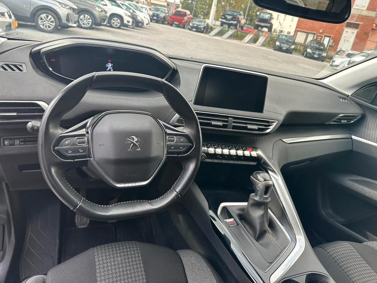 Peugeot 3008 BlueHDi 130 S&S Allure