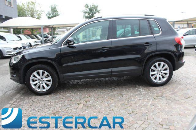 VOLKSWAGEN Tiguan 2.0 16V TDI DPF 4MOTION tiptronic Sport & Style