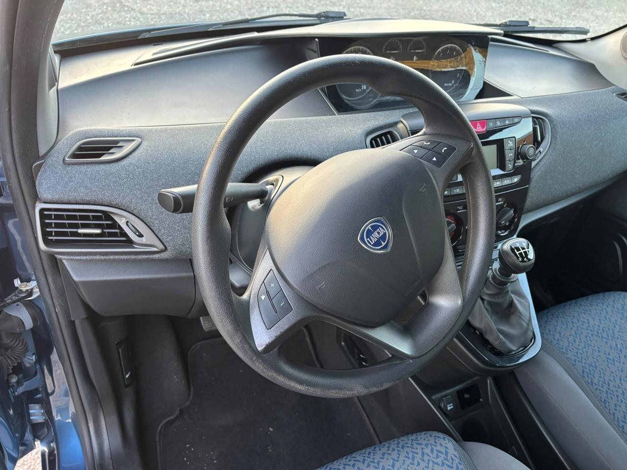 Lancia Ypsilon 1.0 FireFly Hybrid Silver NO VINCOLI DI FINANZIAMENTO