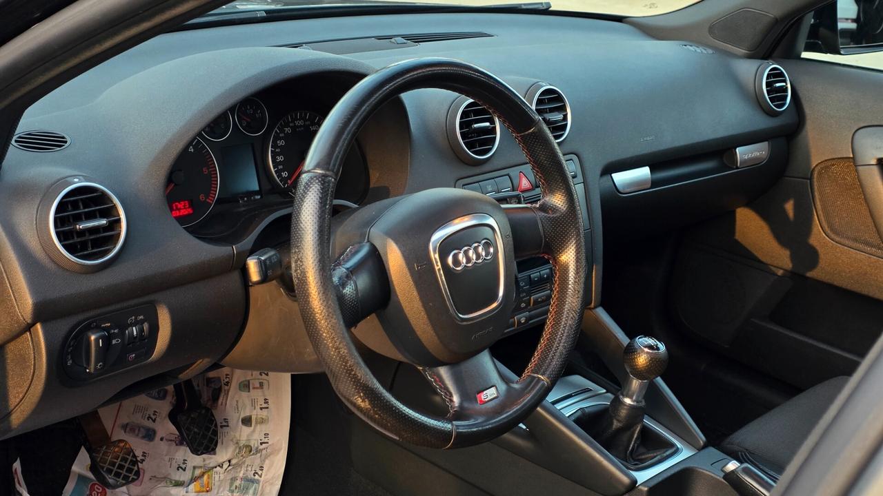 Audi A3 2.0 16V TDI quattro Ambiente