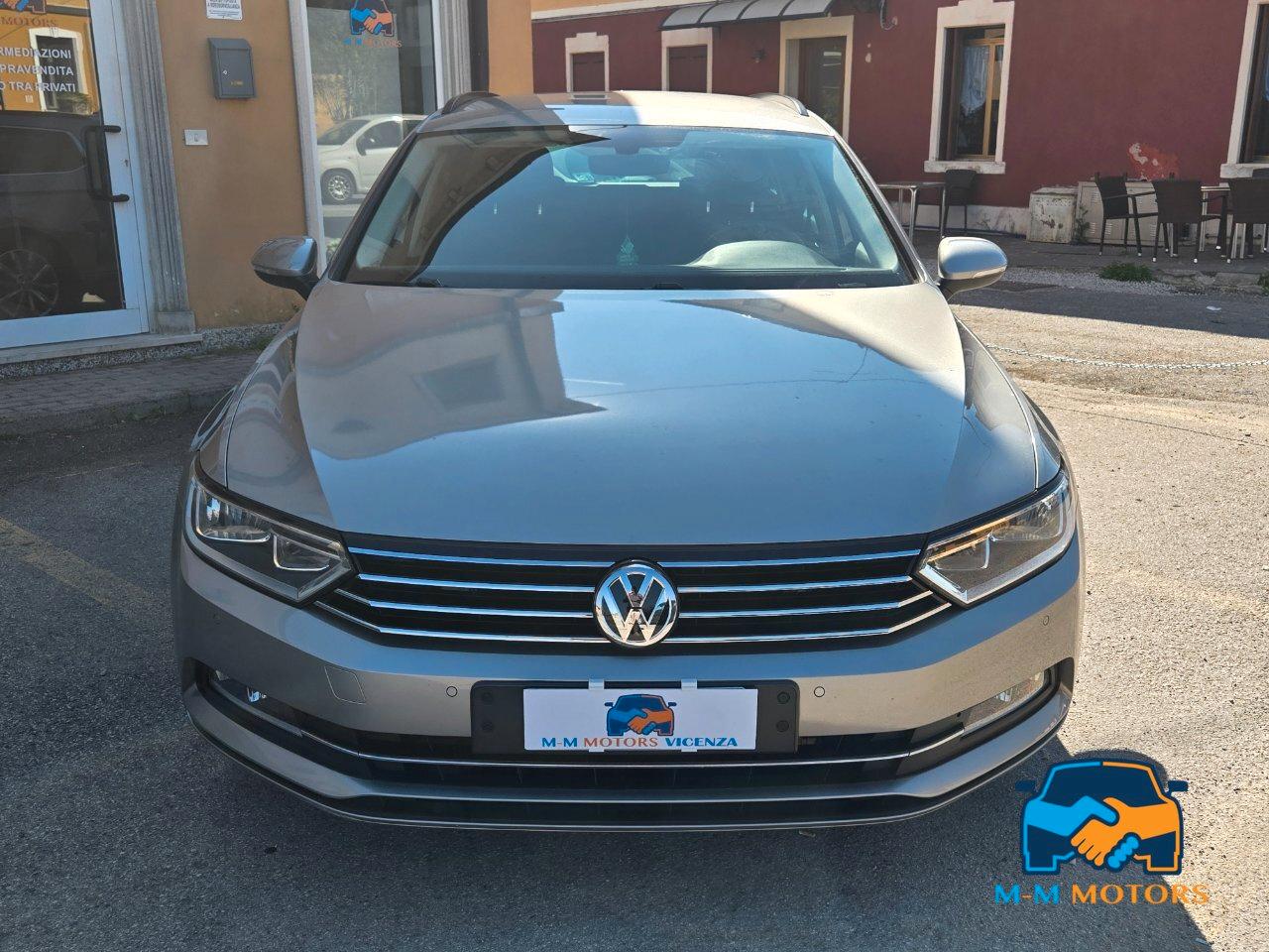 Volkswagen Passat Variant 2.0 tdi Highline 150cv