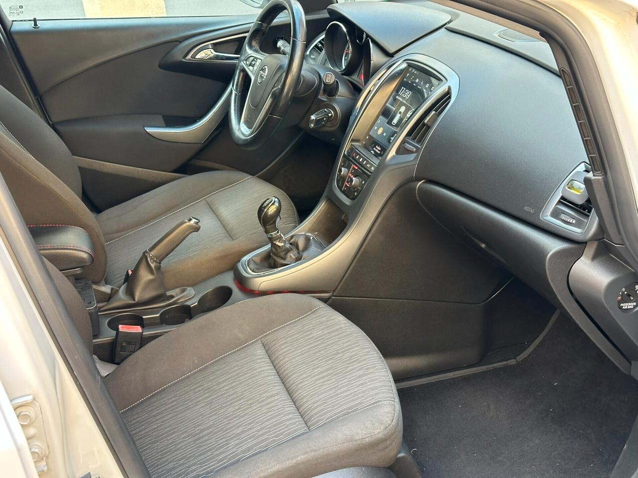 Opel Astra 1.4 GPL turbo 140 CV Tagliandata Opel
