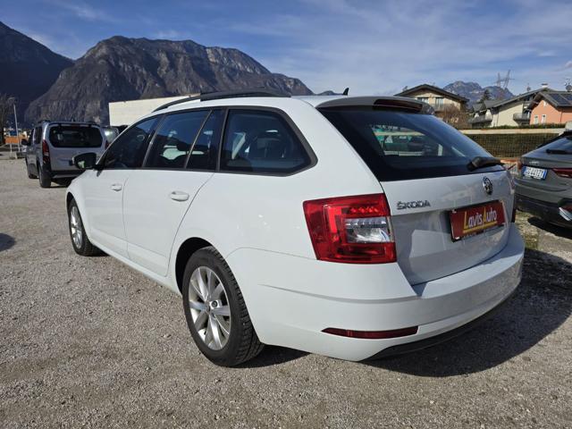 SKODA Octavia 1.6 TDI SCR 115 CV Wagon Executive