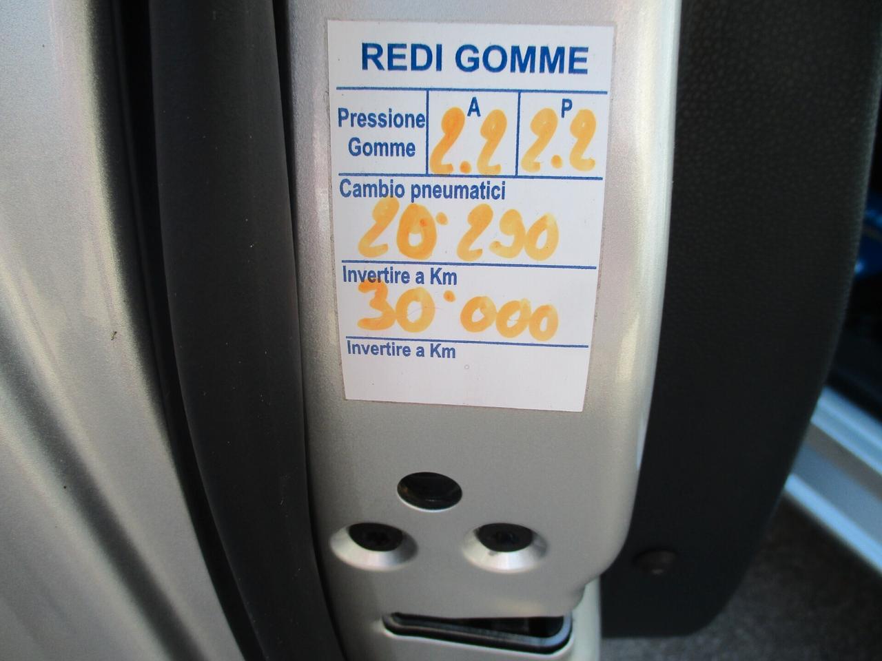 FORD FIESTA 1.4 16V GPL DI SERIE 102000 KM CERTIFICATI