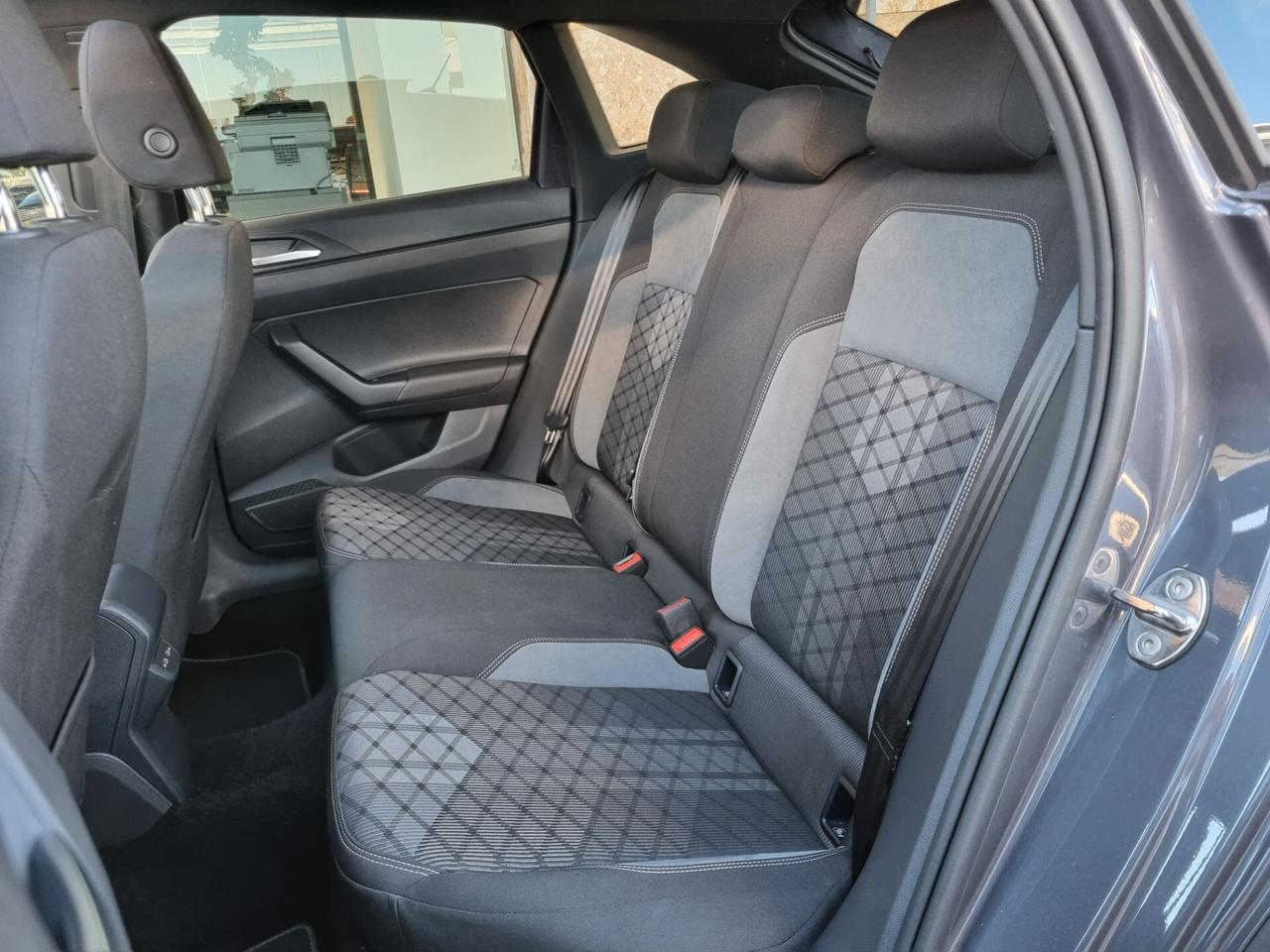 Volkswagen Taigo 1.0 TSI 115 CV R-Line