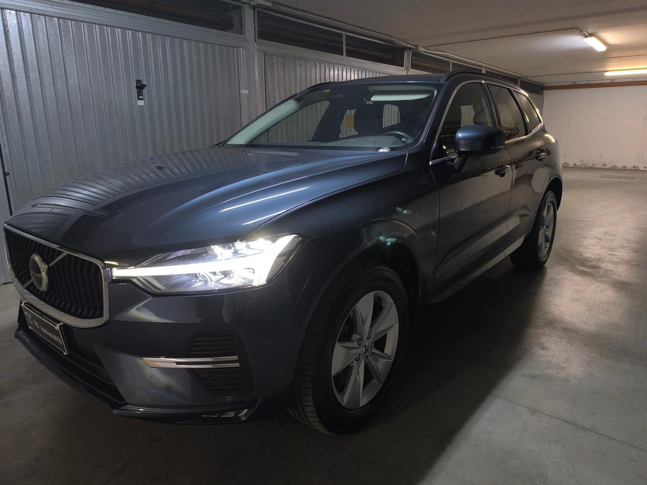 Volvo XC 60 XC60 B4 (d) AWD Geartronic Momentum Pro