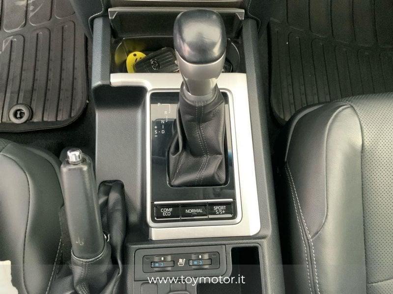 Toyota Land Cruiser 2.8 D4-D A/T 5 porte Style