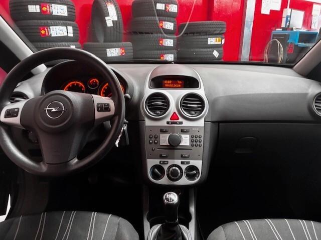 Opel Corsa 1.2 3 porte Enjoy