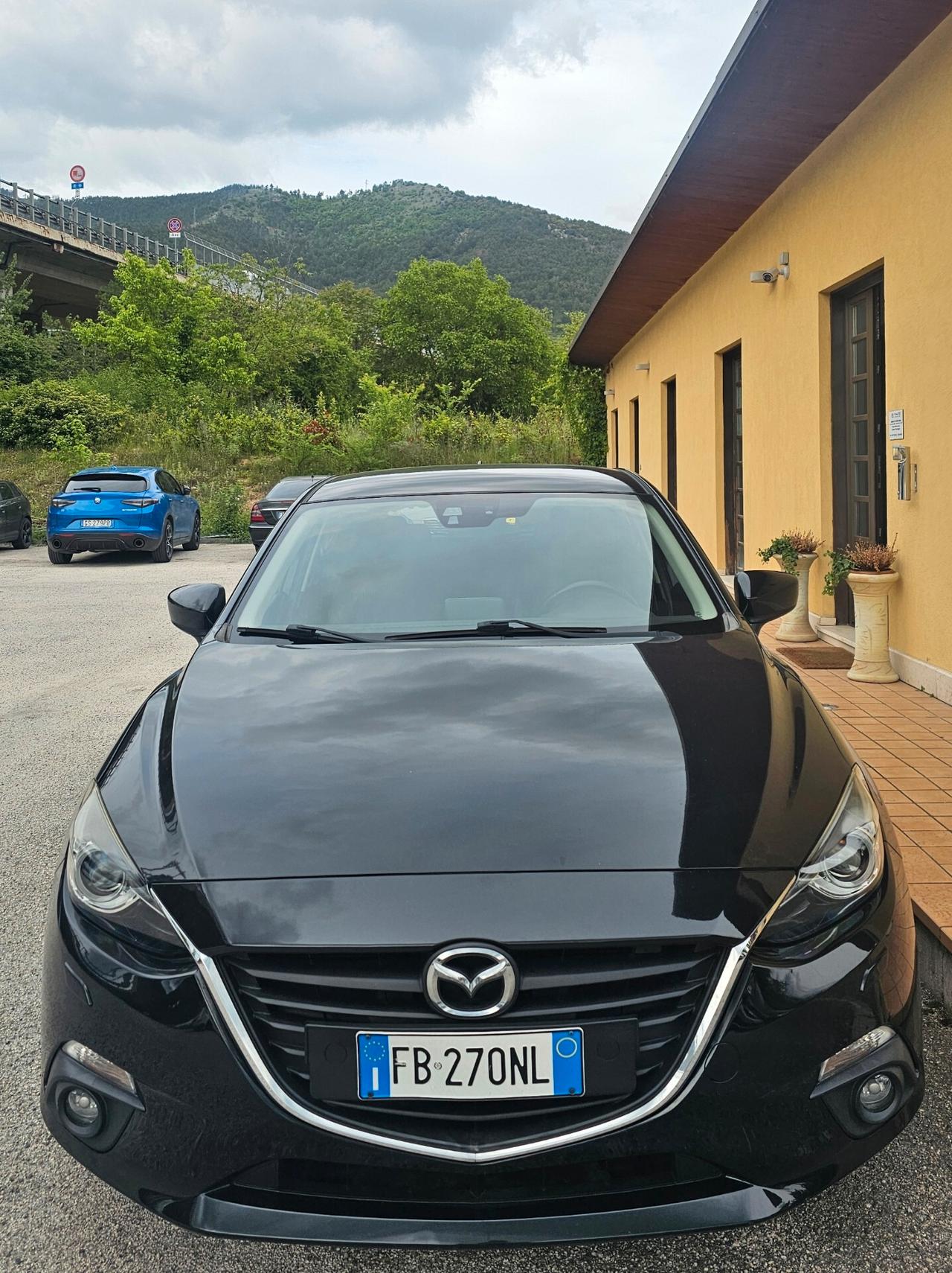 Mazda 3 Mazda3 1.5 Skyactiv-G Evolve